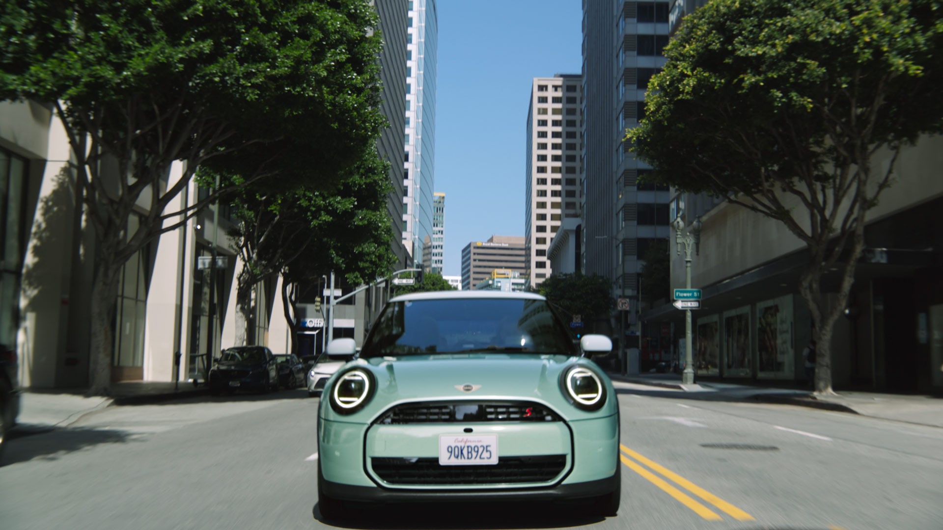 MINI Cooper 3 ajtós - külső - bemutató videó